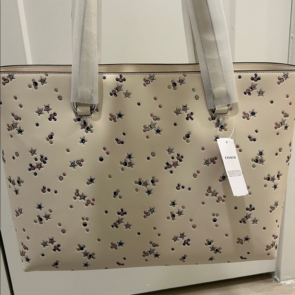 Coach (NWT) Station Tote with Star Print - Picture 10 of 16